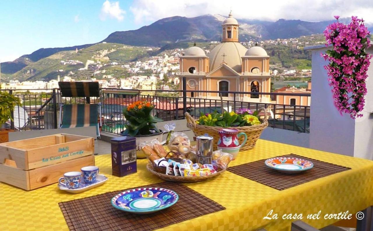 La Casa Nel Cortile Bed & Breakfast Vico Equense Ngoại thất bức ảnh