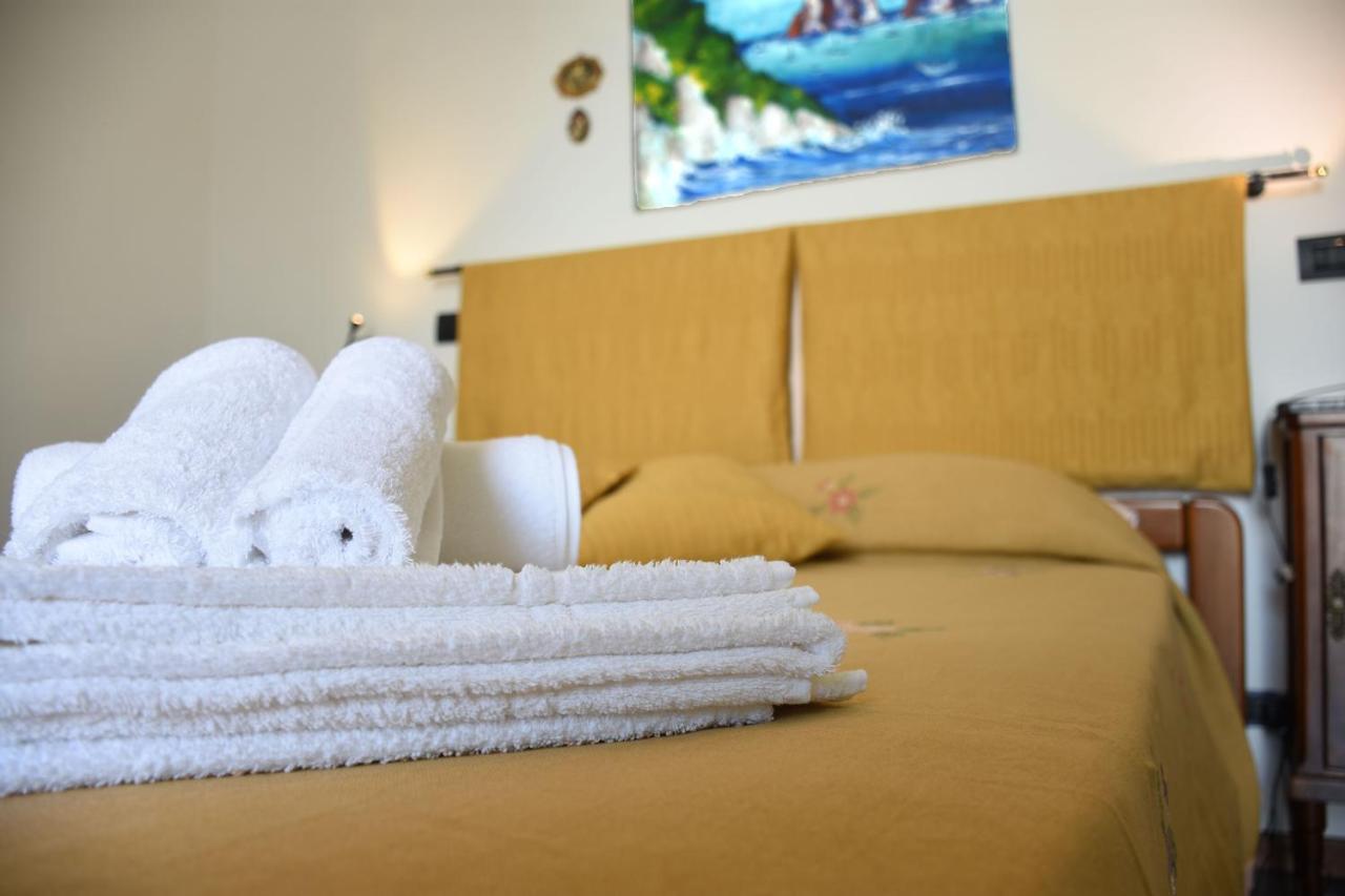 La Casa Nel Cortile Bed & Breakfast Vico Equense Ngoại thất bức ảnh