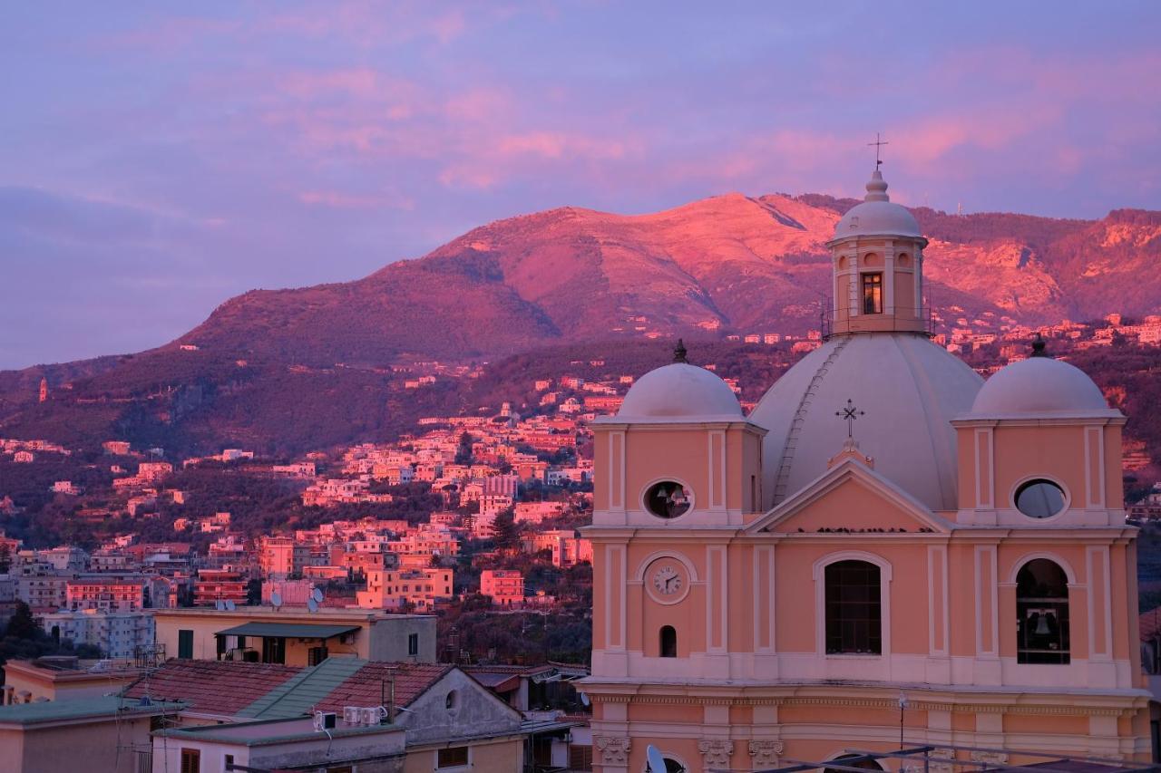 La Casa Nel Cortile Bed & Breakfast Vico Equense Ngoại thất bức ảnh